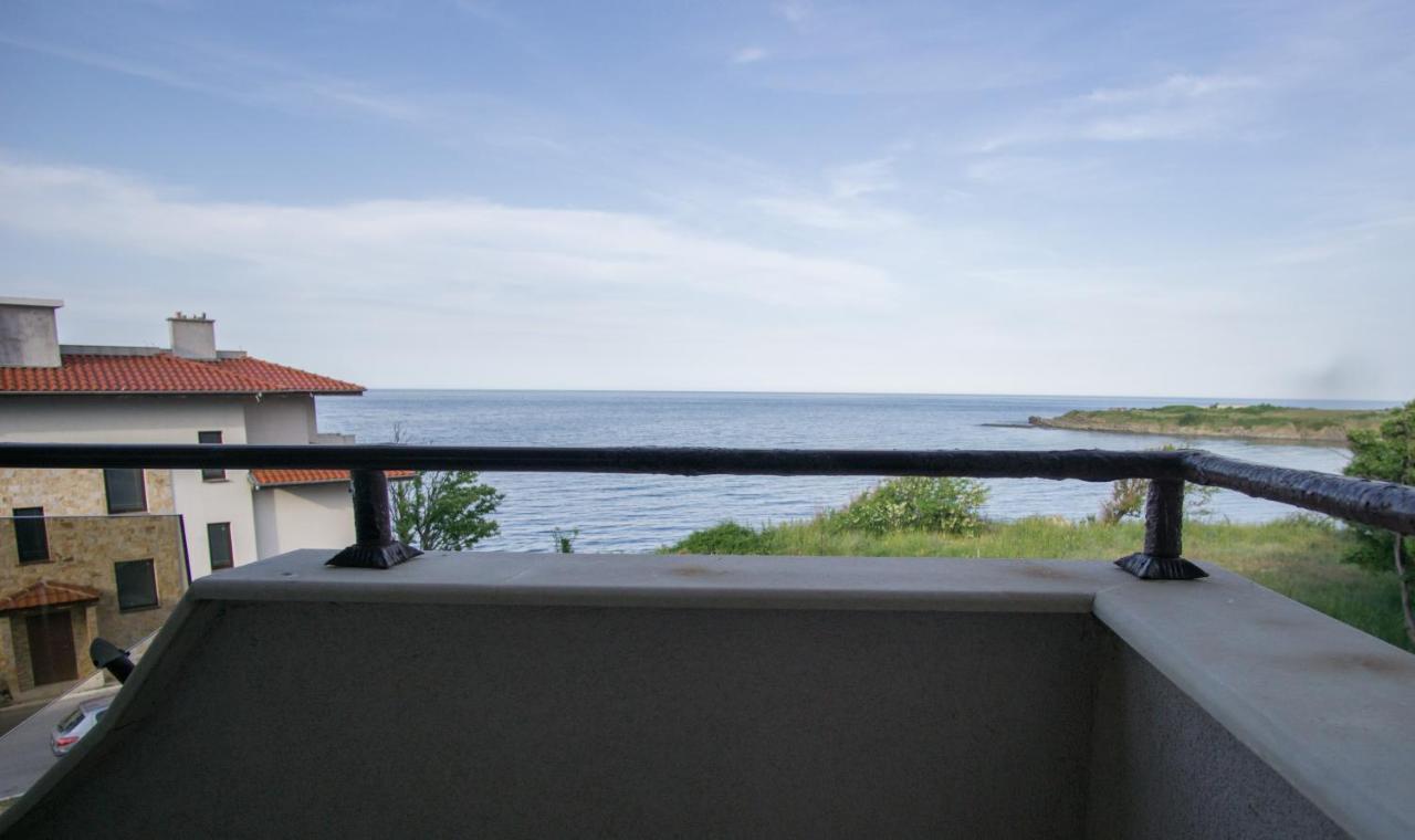 Guest Apartments Stela Царево Екстер'єр фото
